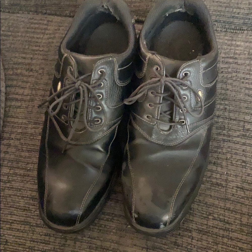 Men’s golf shoes size 13